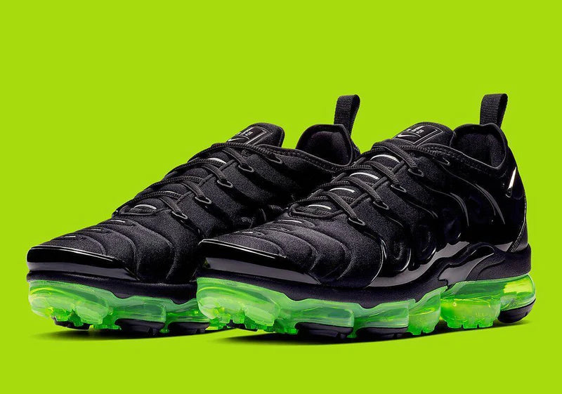 Nike Air VaporMax Plus 'Black Volt Sole'