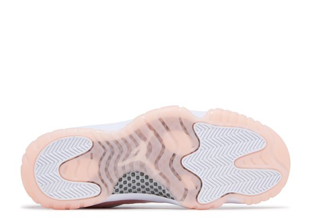 WMNS Jordan 11 Retro Low 'Legend Pink'