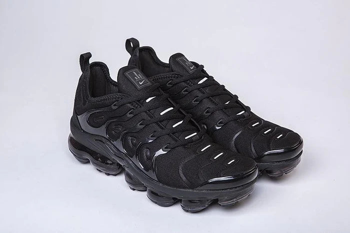 Nike Air VaporMax Plus 'Triple Black'