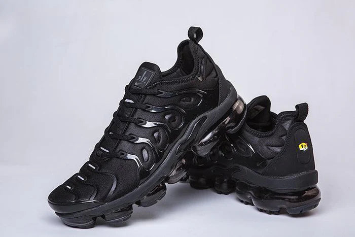 Nike Air VaporMax Plus 'Triple Black'